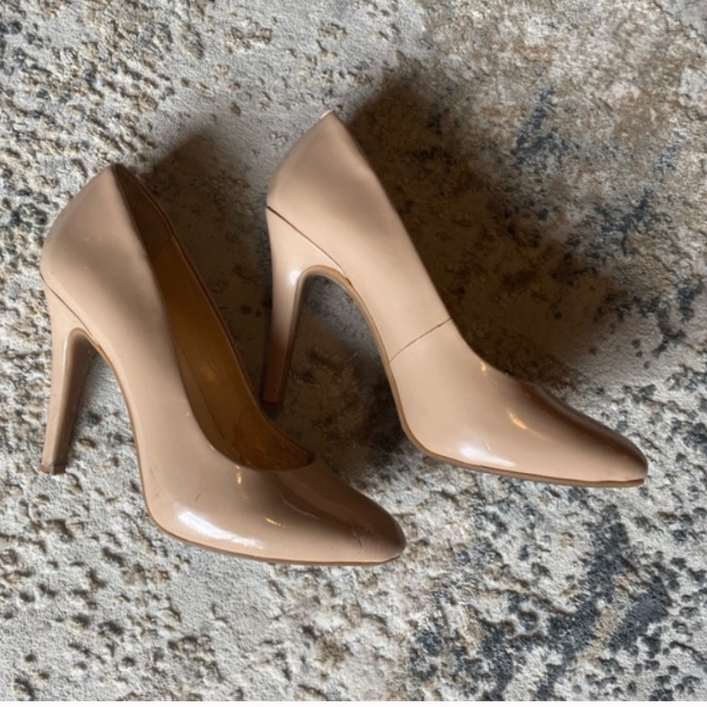 Jessica Simpson Nude Pump Heels Size 6